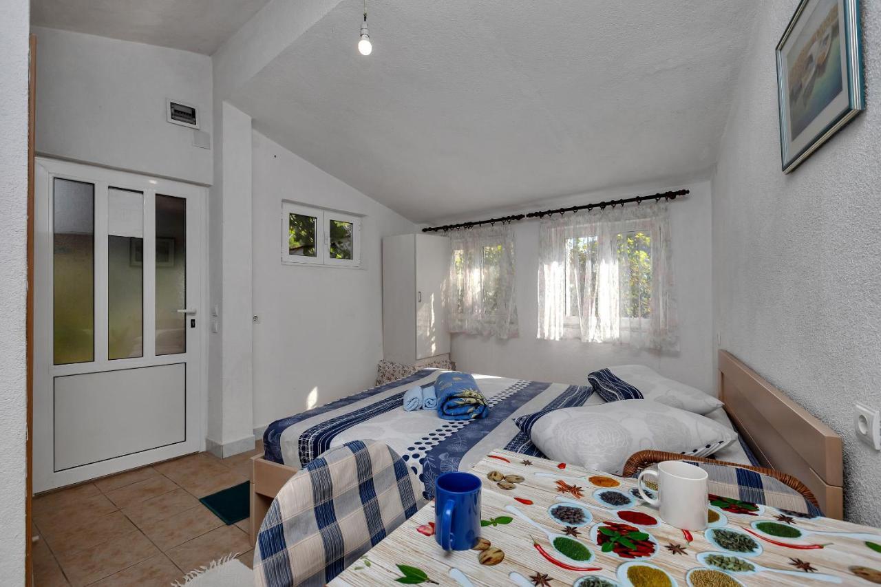 Apartments Nikola Bogomolje Luaran gambar