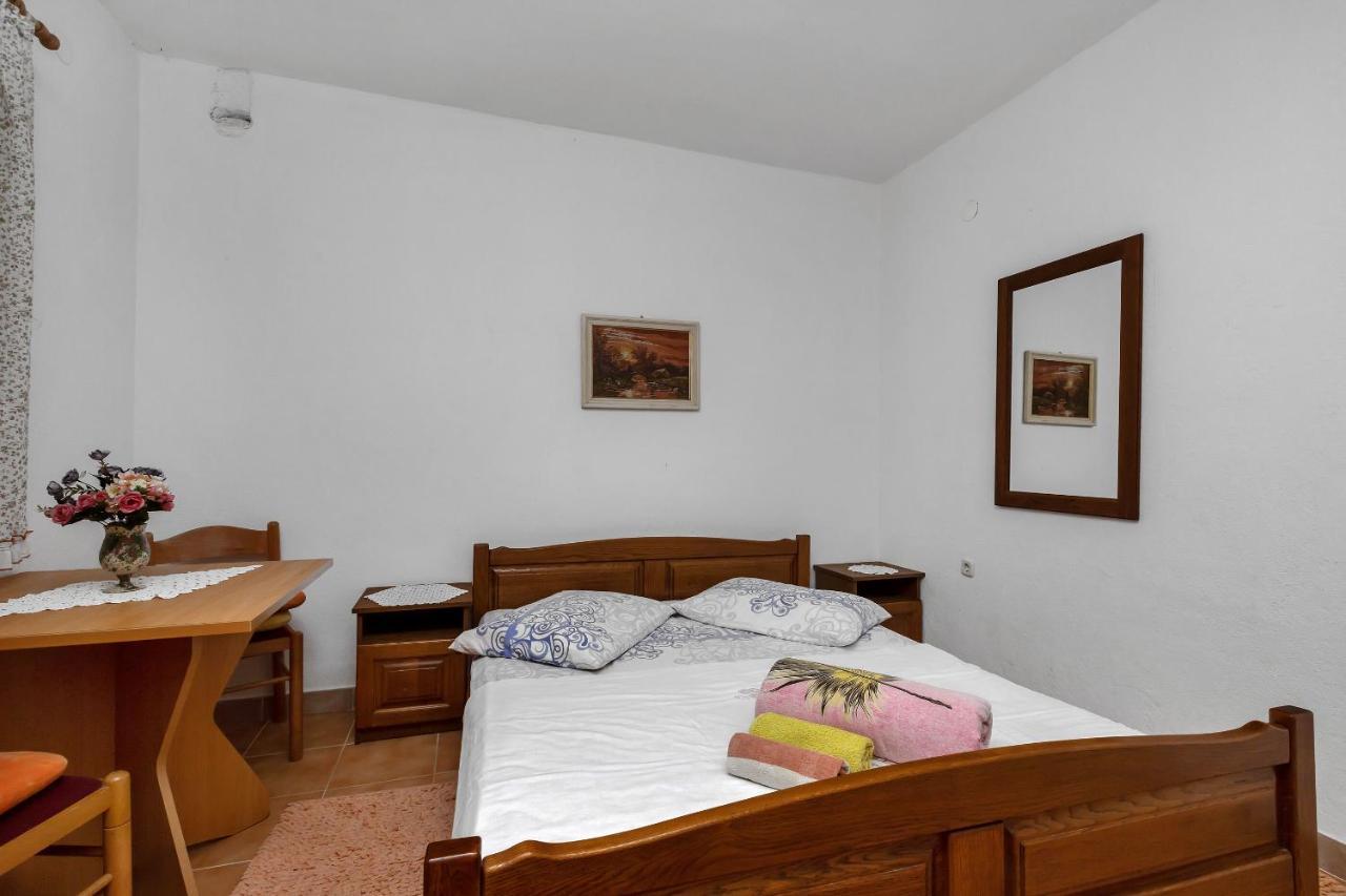 Apartments Nikola Bogomolje Luaran gambar